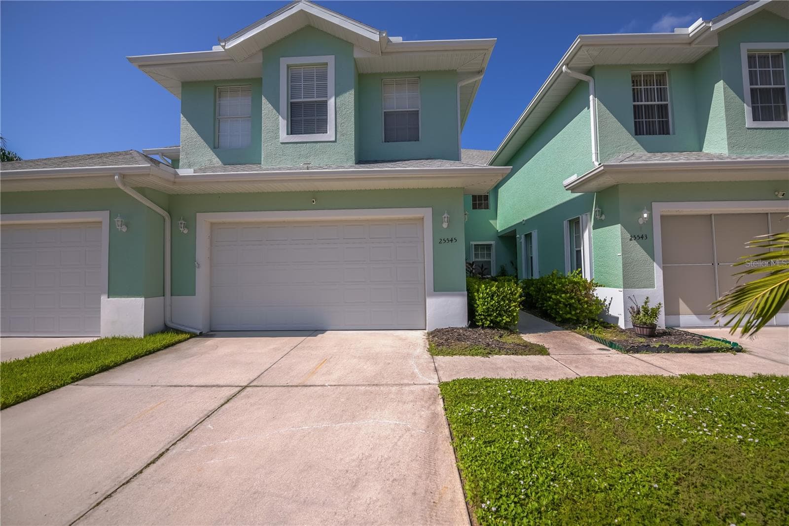 Welcome home to 25545 Heritage Lake Blvd. - 25545 HERITAGE LAKE BLVD #21, PUNTA GORDA