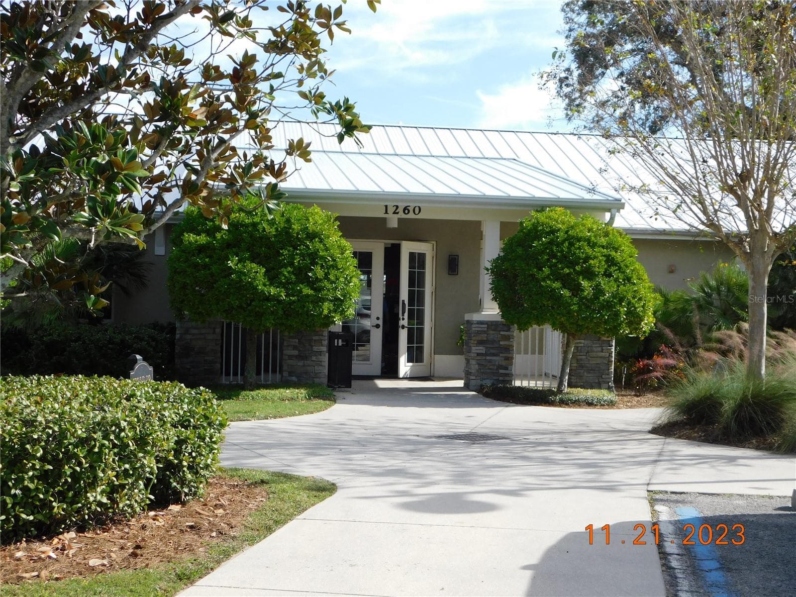 Just down the street is Deep Creek public golf course, complete with an open to the public pub - 25545 HERITAGE LAKE BLVD #21, PUNTA GORDA