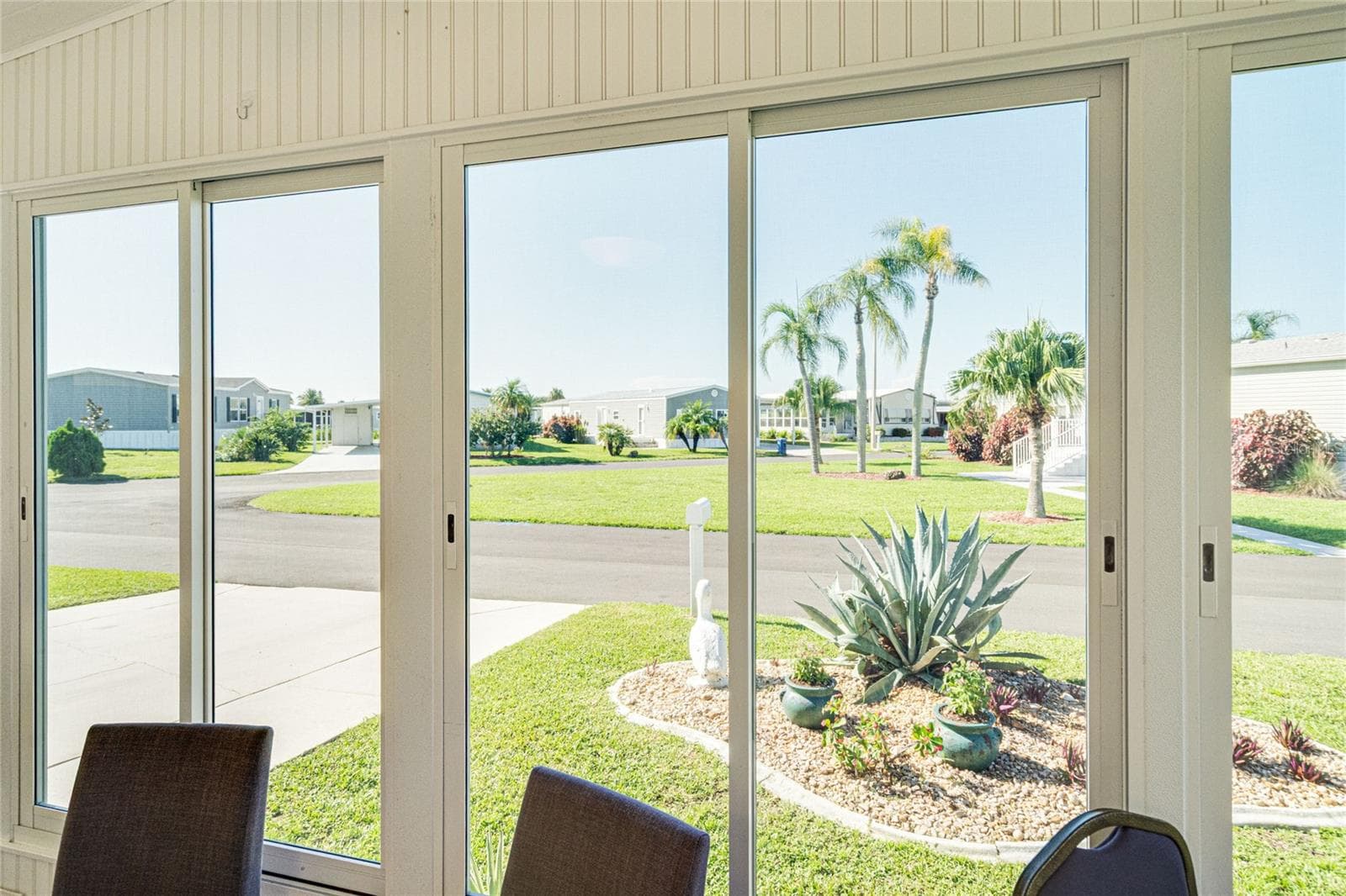 Manufactured Home at 700 FAIRMOUNT DR, NORTH PORT, photo 2 of 49