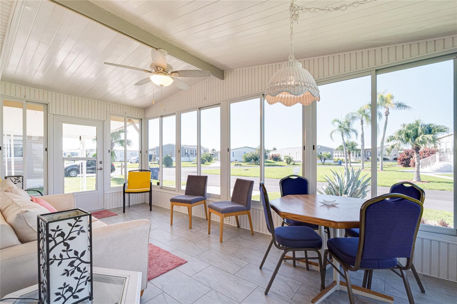 Manufactured Home at 700 FAIRMOUNT DR, NORTH PORT, photo 9 of 49