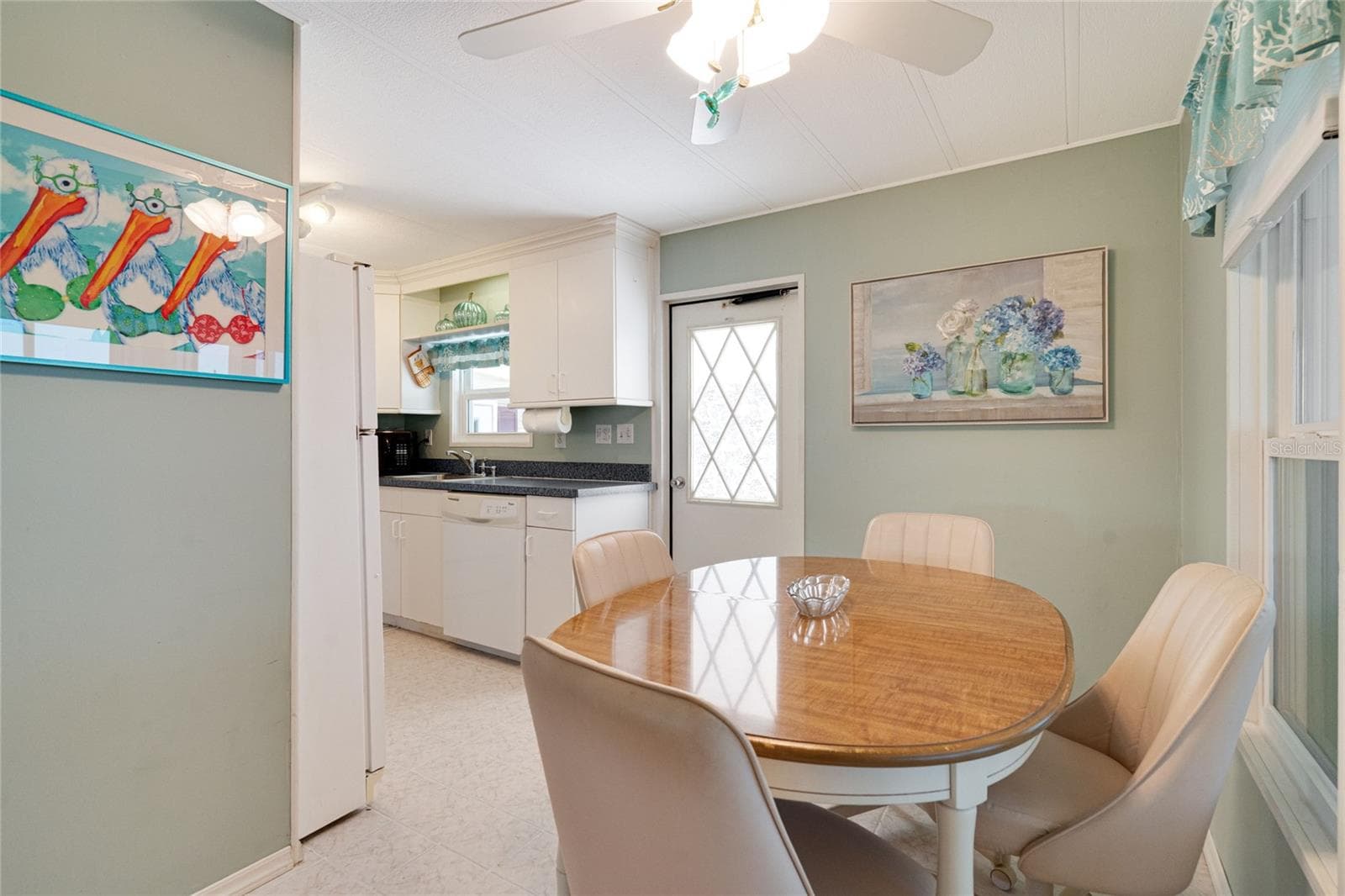 Manufactured Home at 700 FAIRMOUNT DR, NORTH PORT, photo 12 of 49
