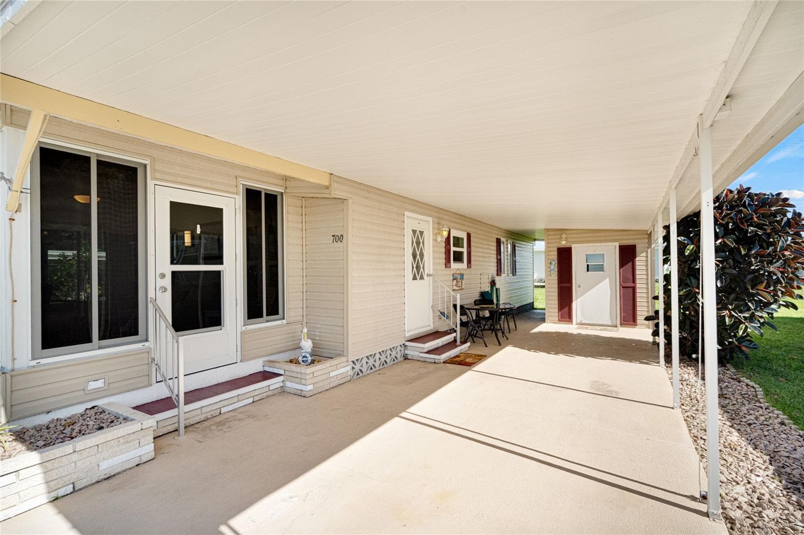 Manufactured Home at 700 FAIRMOUNT DR, NORTH PORT, photo 32 of 49