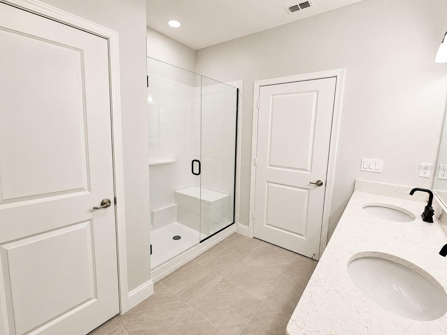 Condominium at 7545 LAUREATE BLVD #7301, ORLANDO, photo 18 of 30