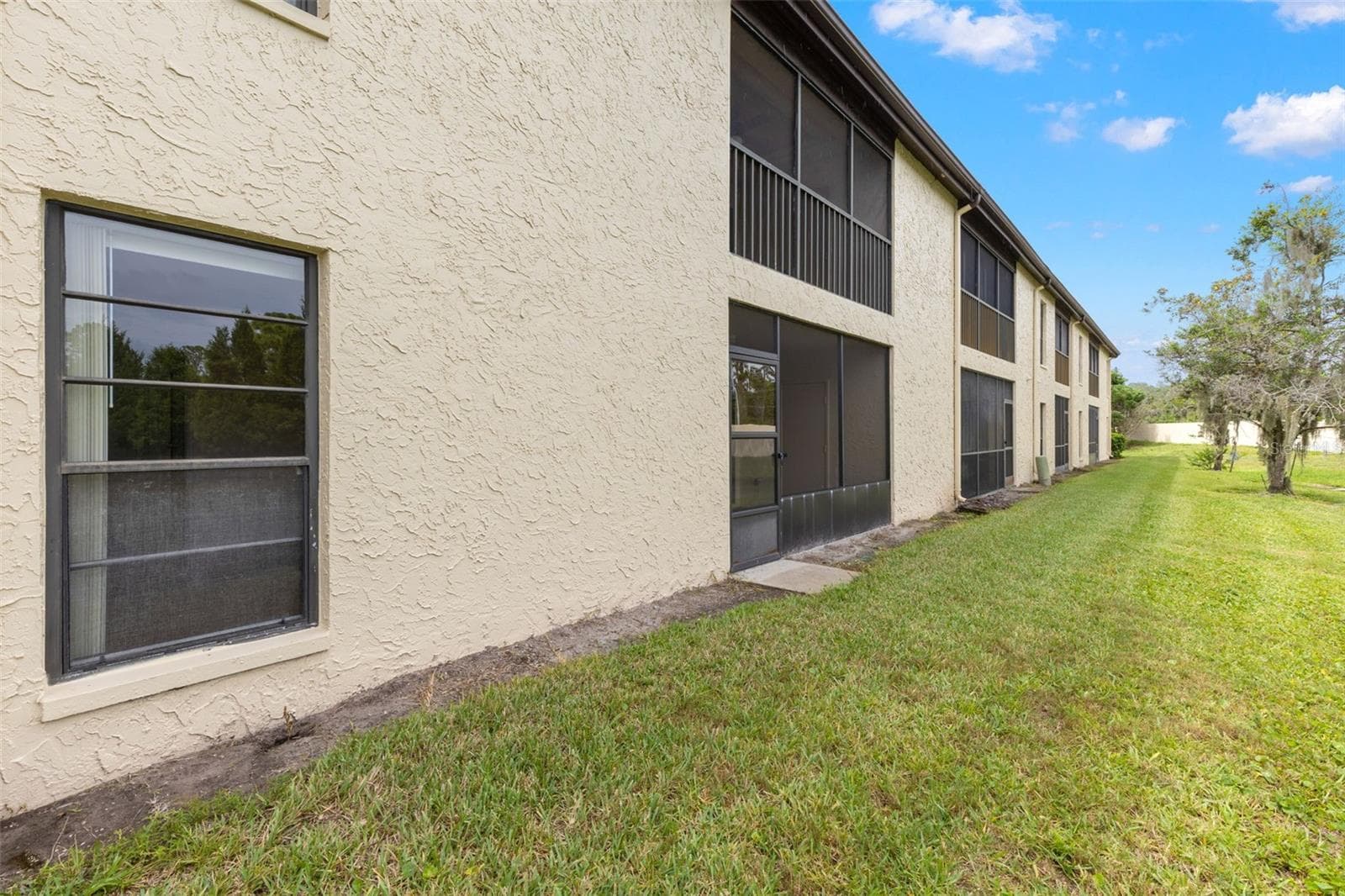 Condominium at 1801 E LAKE RD #19D, PALM HARBOR, photo 27 of 53