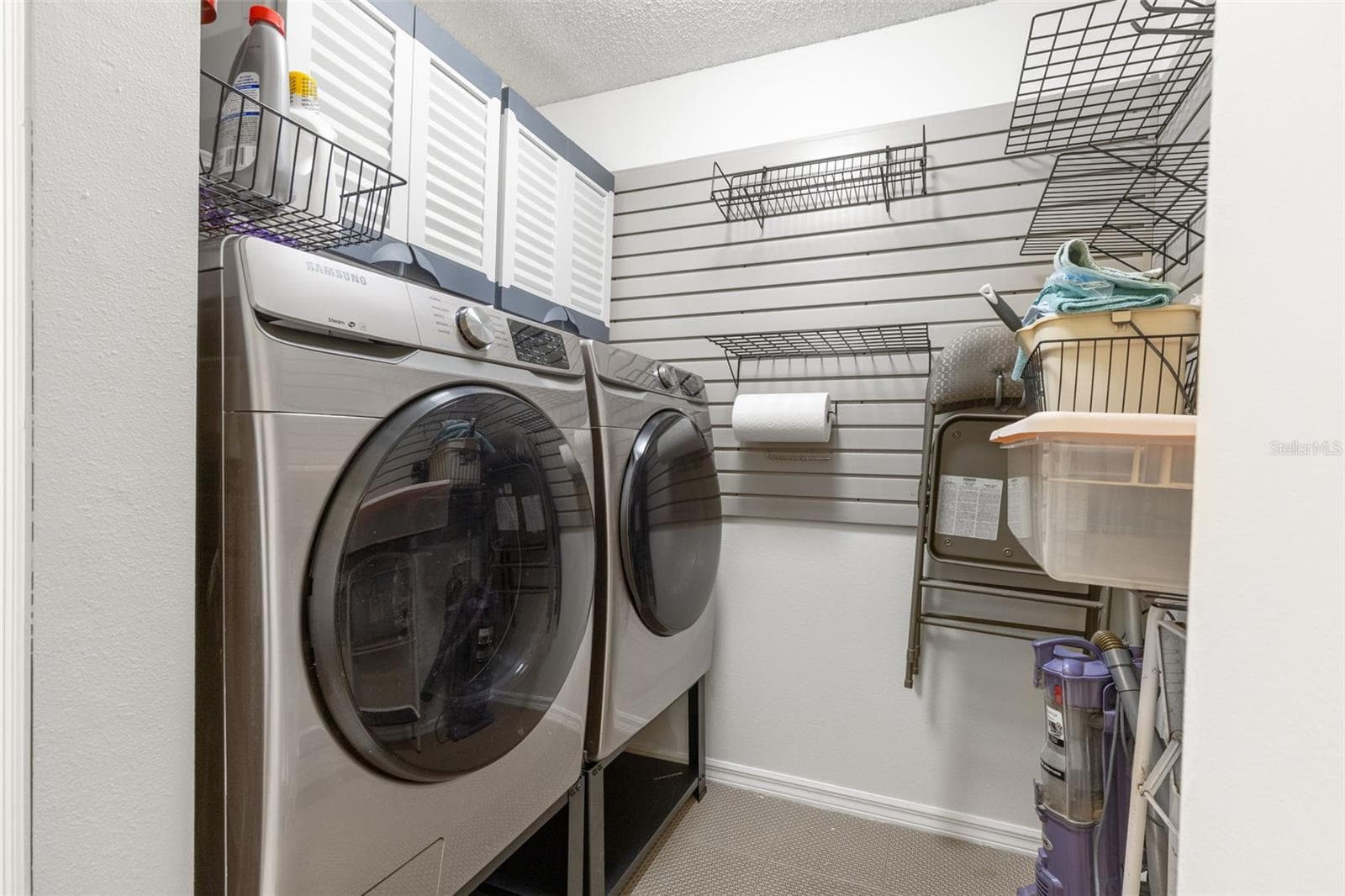 Laundry room - 1801 E LAKE RD #19D, PALM HARBOR