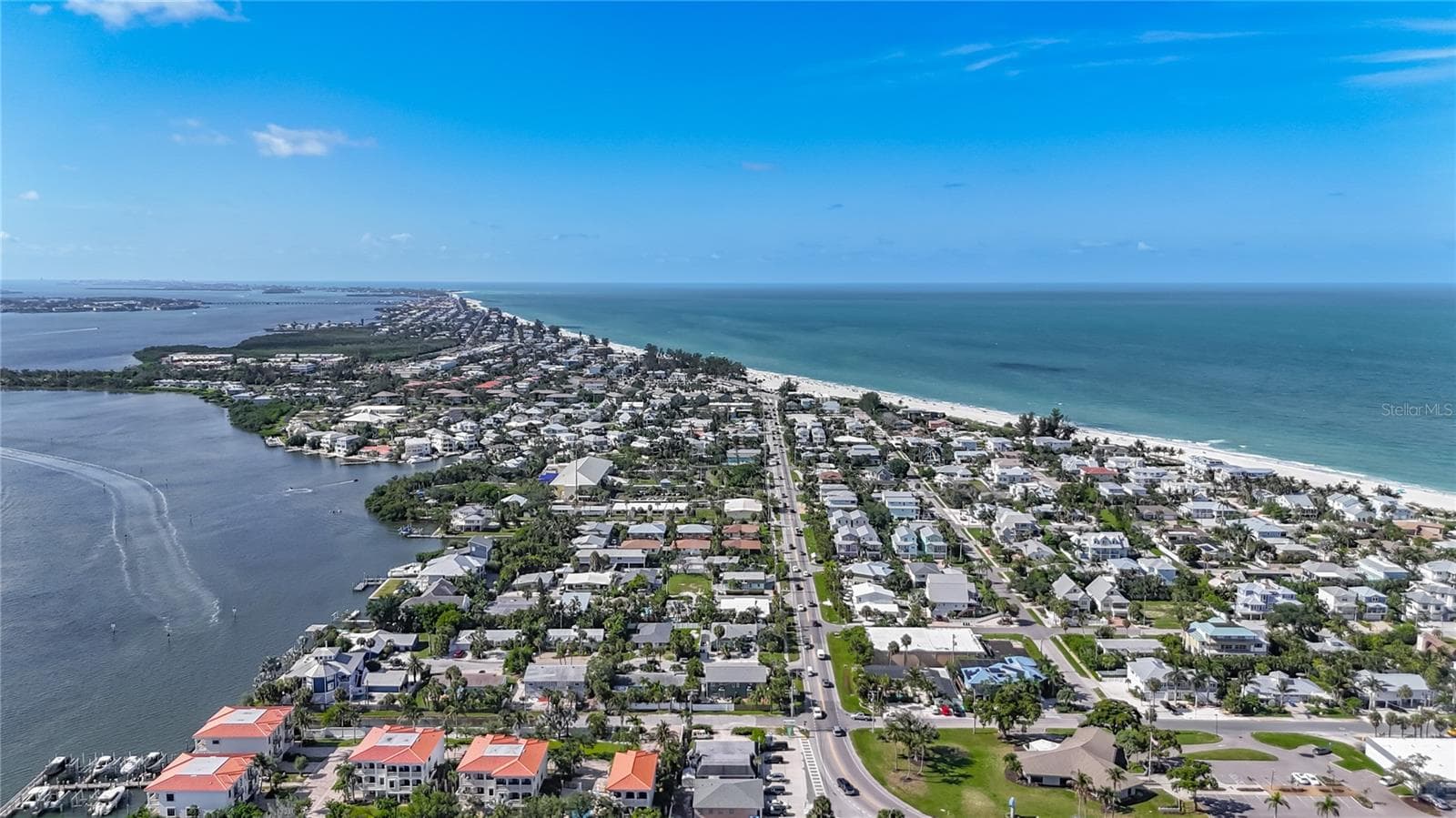 Half Duplex at 202 PEACOCK  UNIT B LN #B, HOLMES BEACH, photo 51 of 63