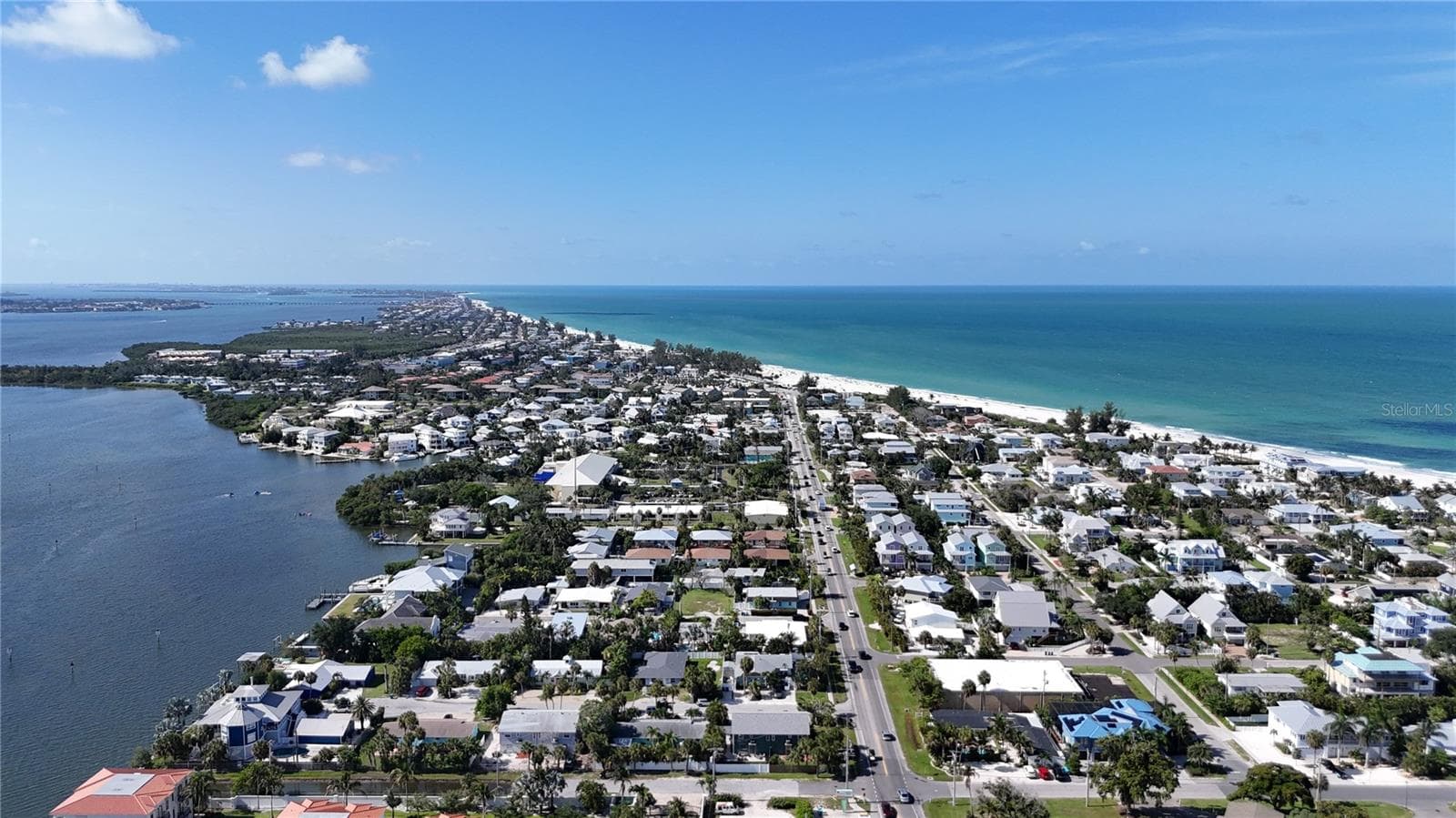 Half Duplex at 202 PEACOCK  UNIT B LN #B, HOLMES BEACH, photo 54 of 63