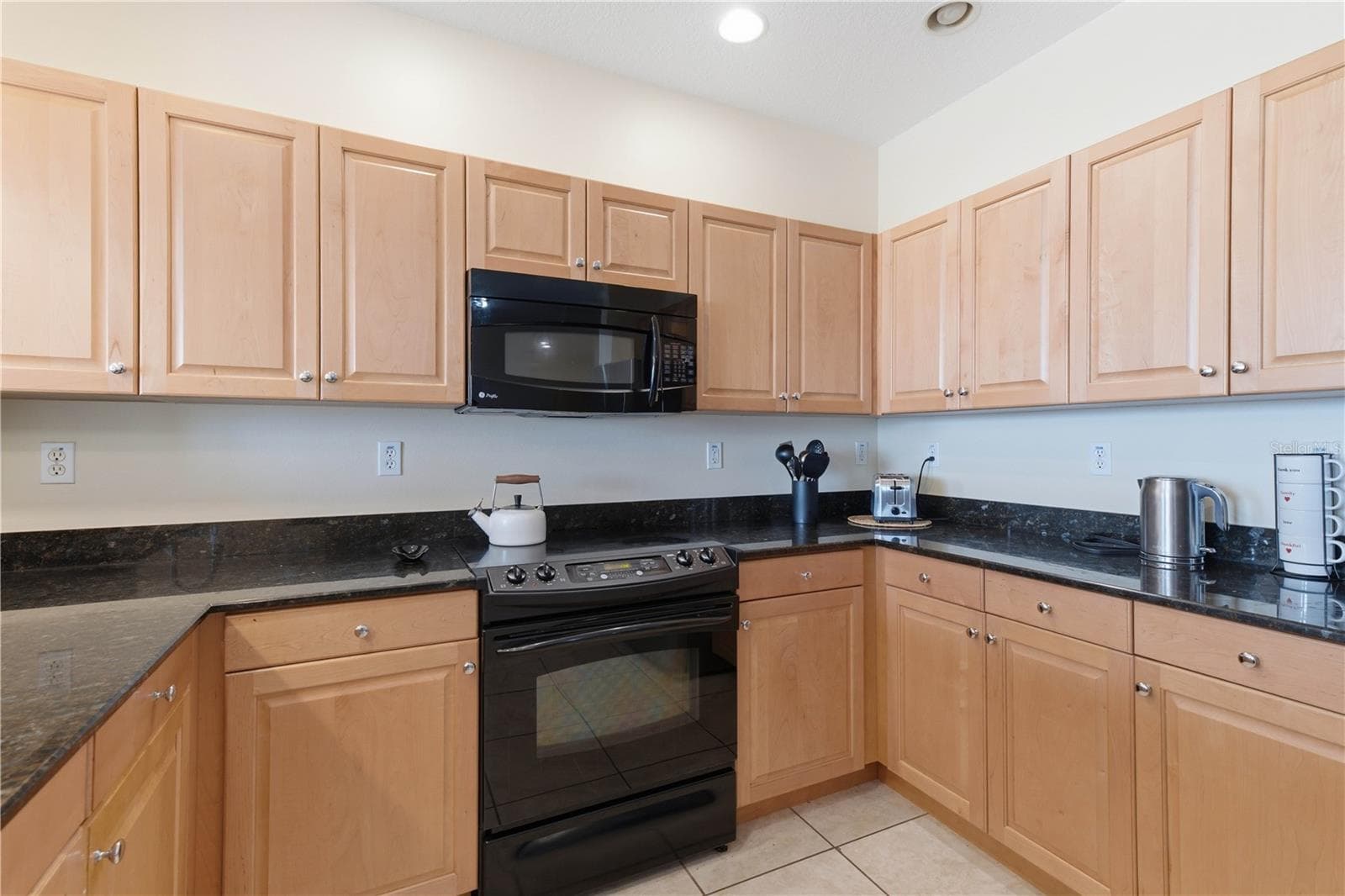 Condominium at 628 CLEVELAND ST #1314, CLEARWATER, photo 8 of 29
