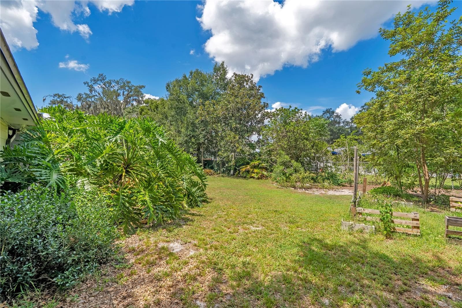 Single Family Residence at 3823 QUANDO DR, BELLE ISLE, photo 27 of 37