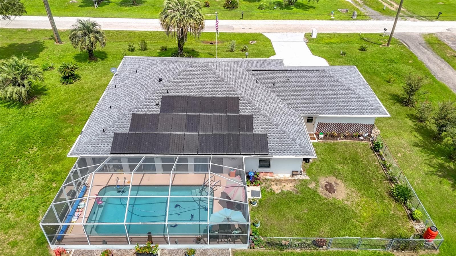 Single Family Residence at 40312 SUNBURST DR, DADE CITY, photo 2 of 75