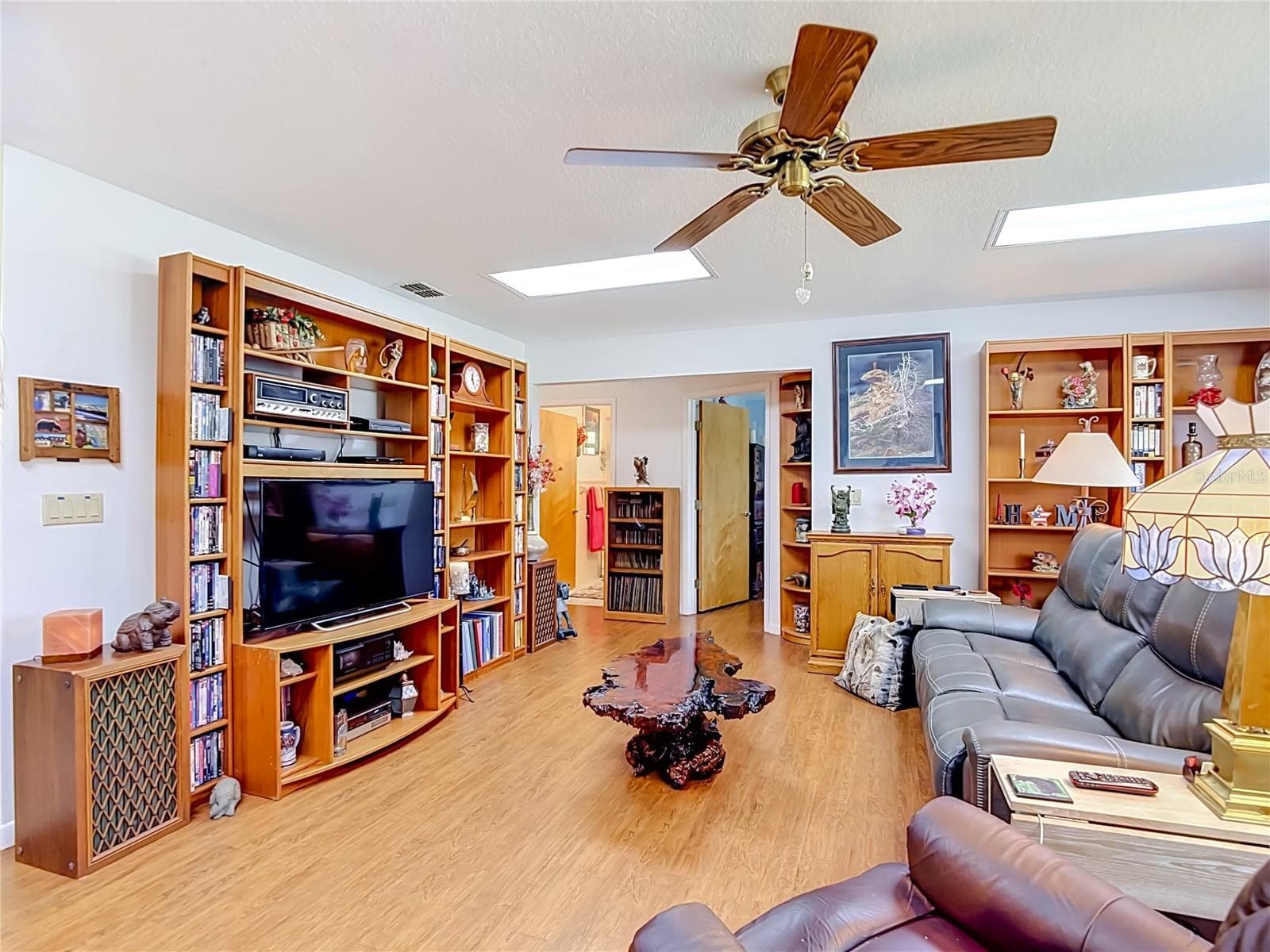 Single Family Residence at 40312 SUNBURST DR, DADE CITY, photo 15 of 75