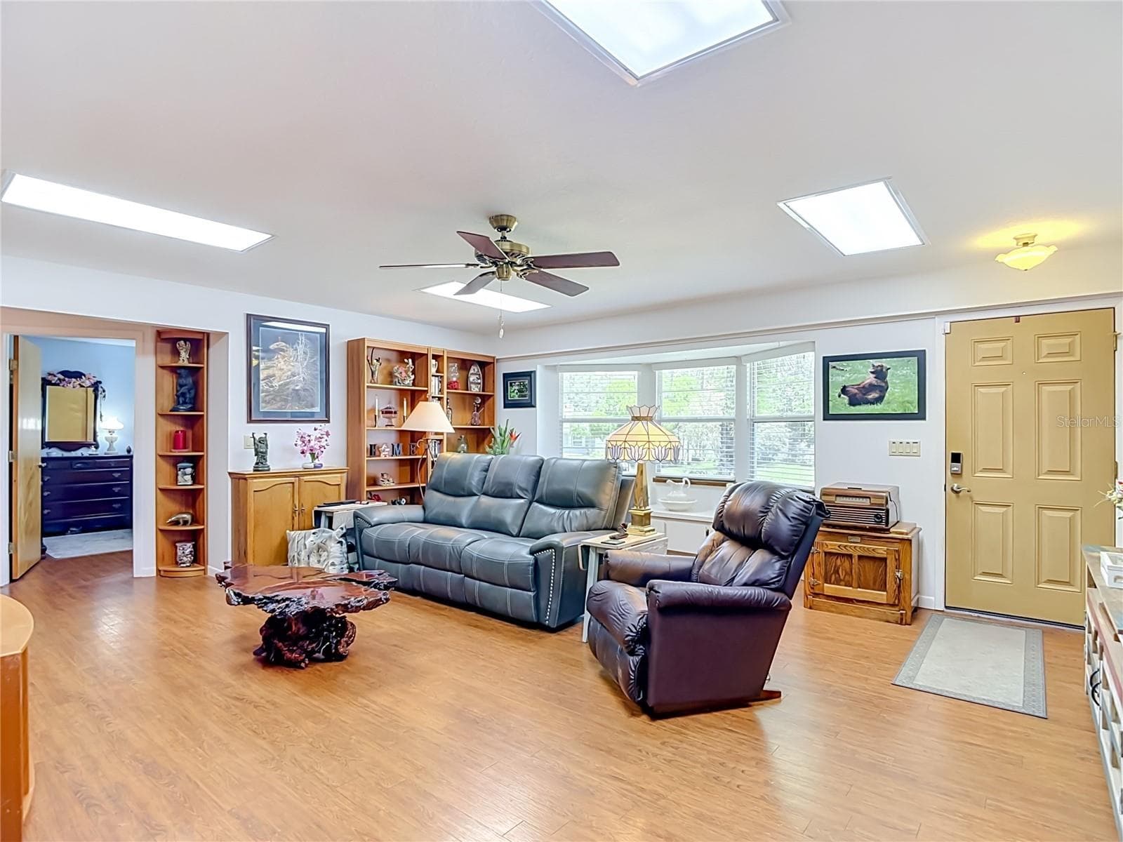 Single Family Residence at 40312 SUNBURST DR, DADE CITY, photo 17 of 75