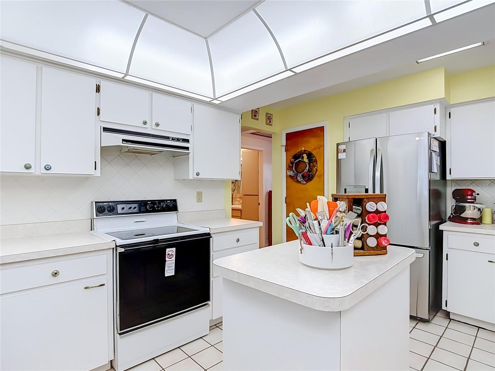 Single Family Residence at 40312 SUNBURST DR, DADE CITY, photo 24 of 75