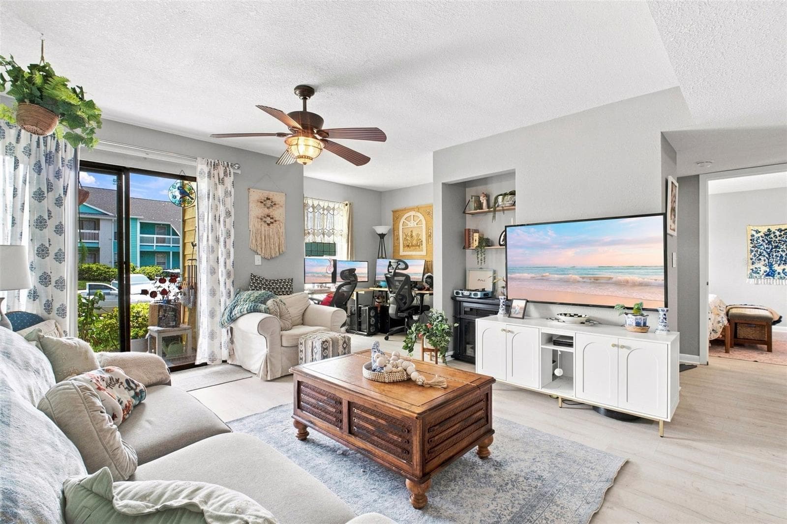 Living Room - 455 ALT 19 S #17, PALM HARBOR