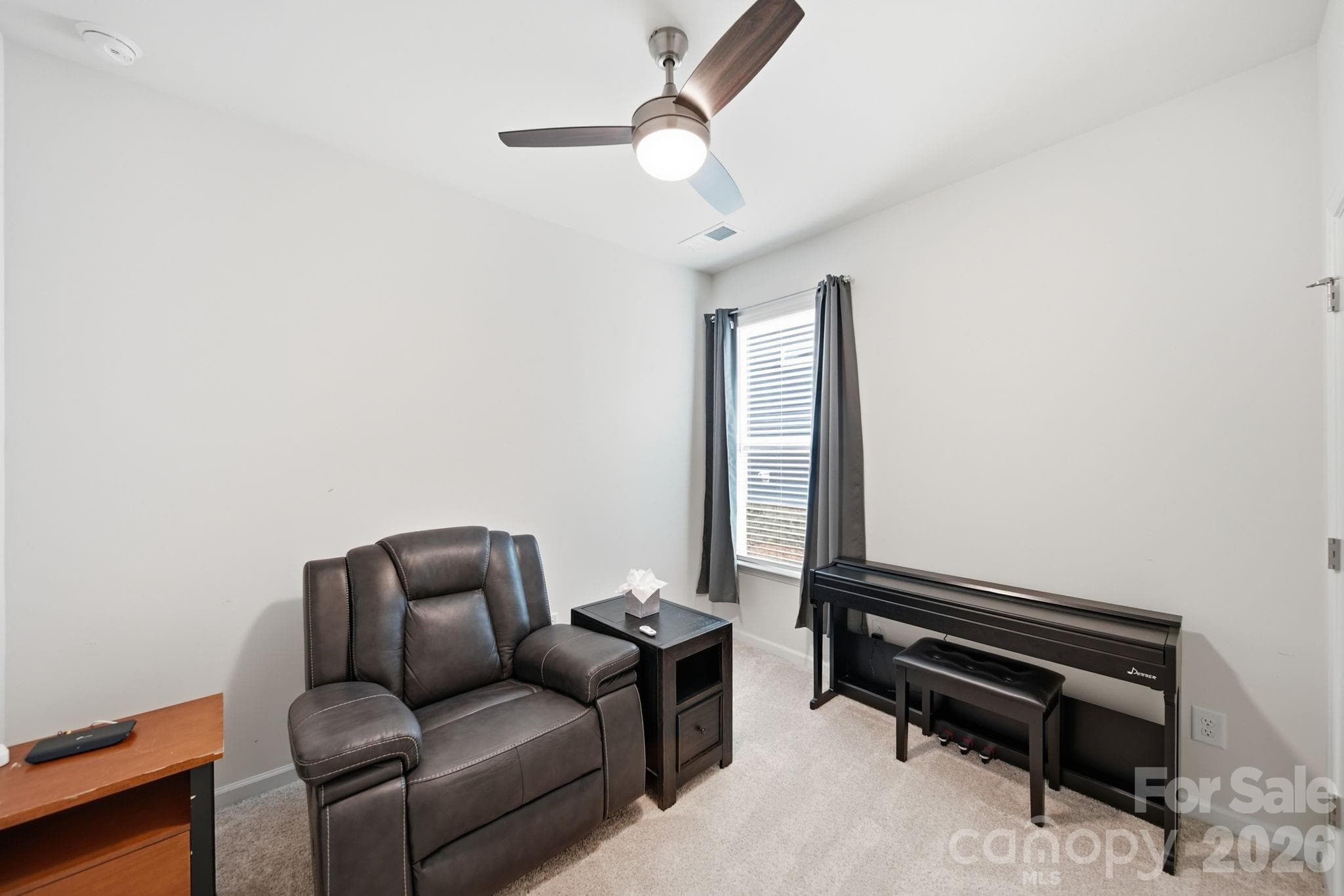 Bedroom 2 - 7203 Chrysanthemum Road, Lancaster