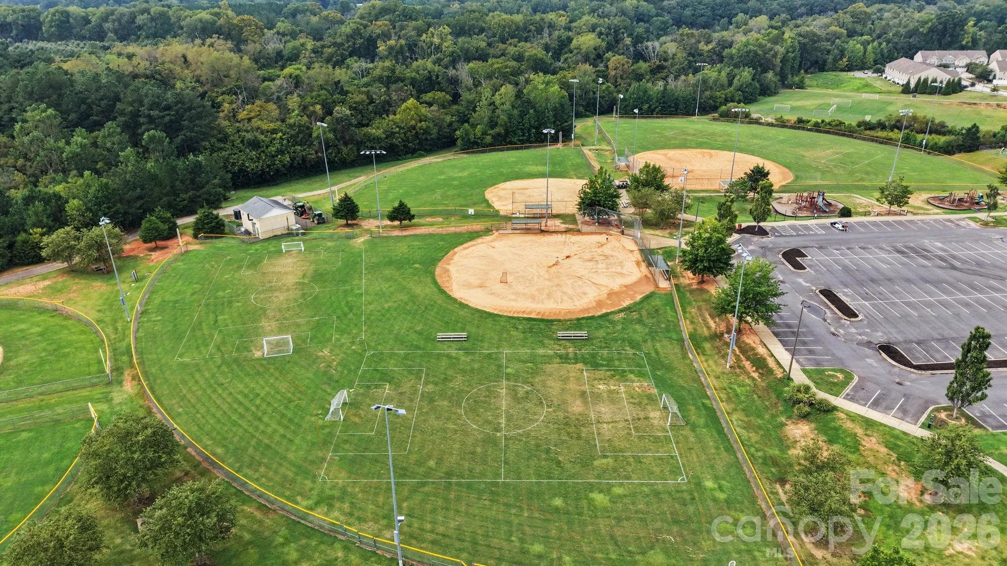 Amenities - 7203 Chrysanthemum Road, Lancaster