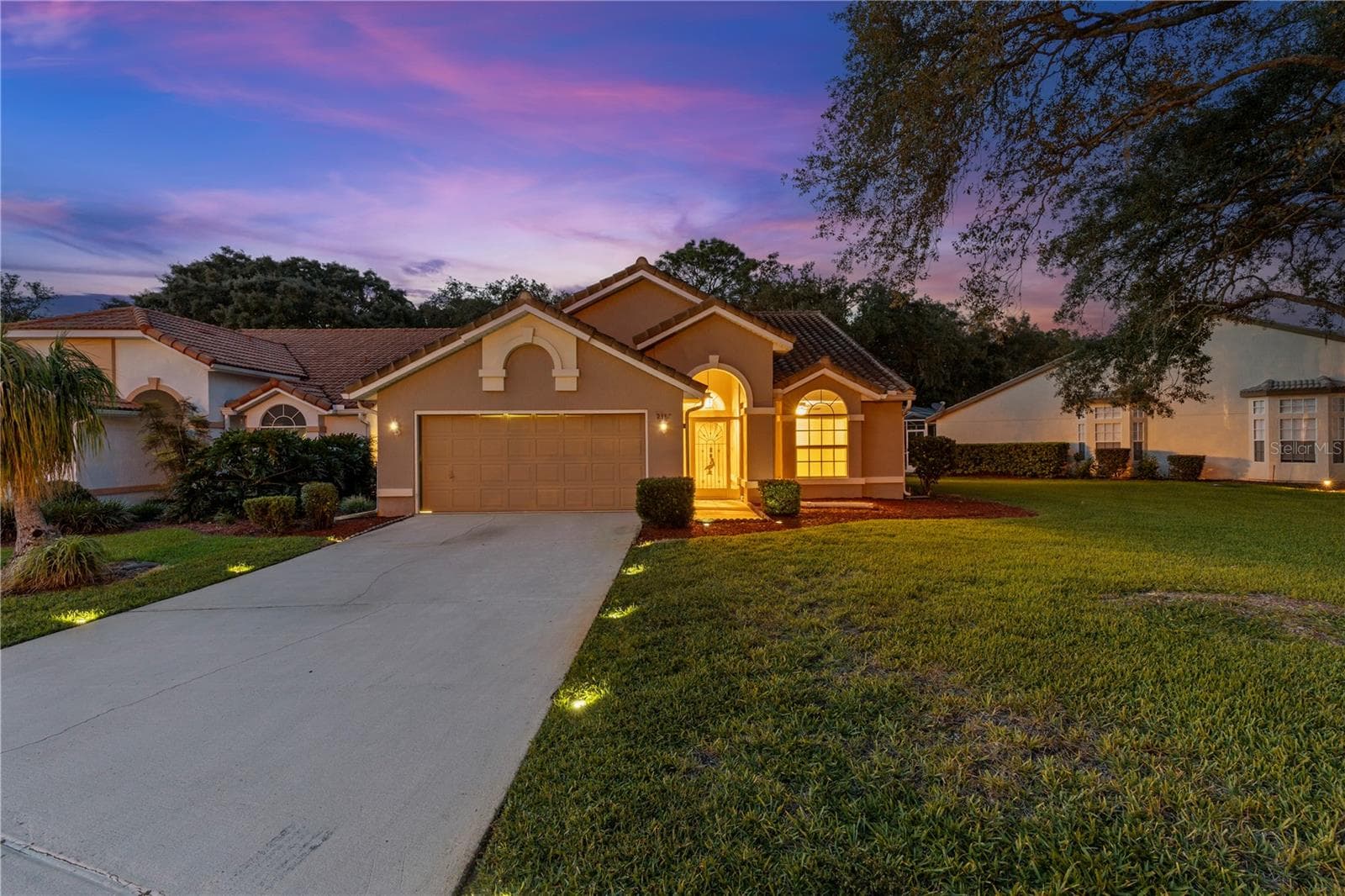 9387 FRENCH QUARTERS CIR