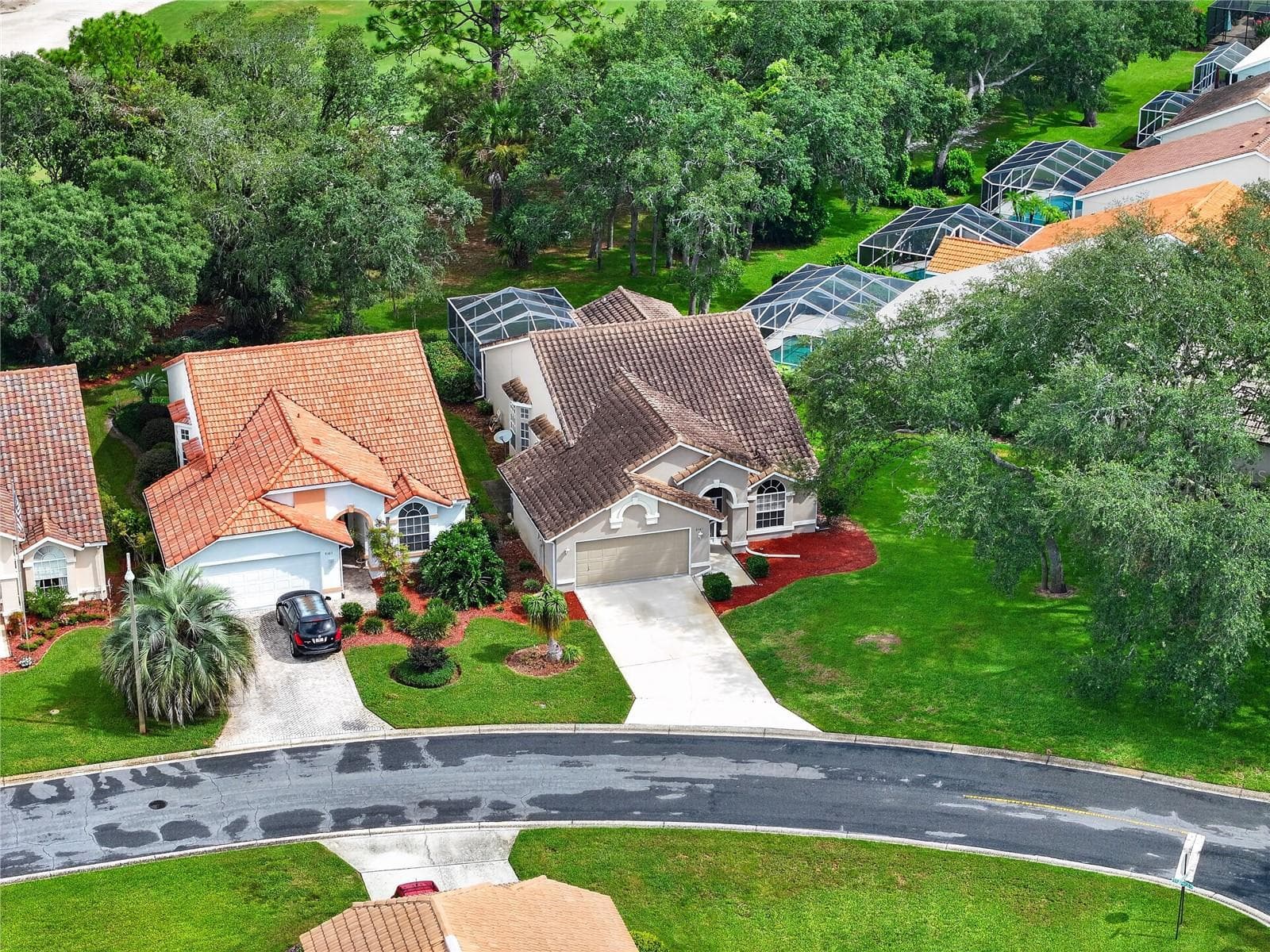 Single Family Residence at 9387 FRENCH QUARTERS CIR, WEEKI WACHEE, photo 5 of 53