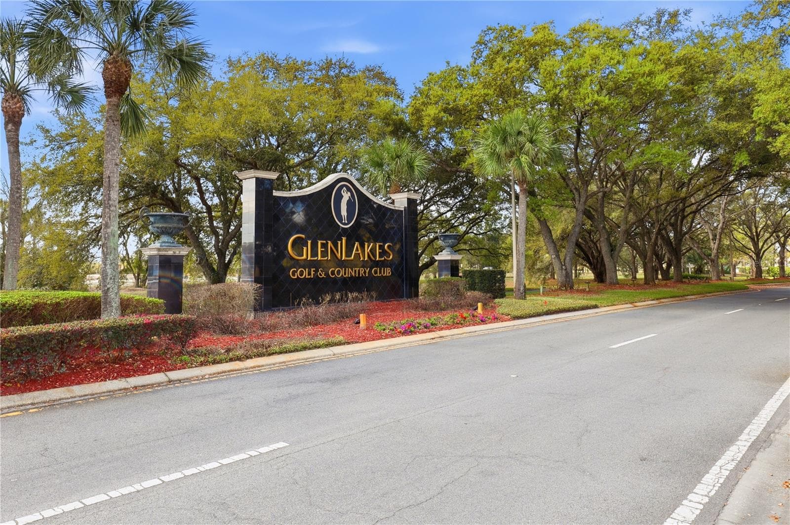 Single Family Residence at 9387 FRENCH QUARTERS CIR, WEEKI WACHEE, photo 39 of 53