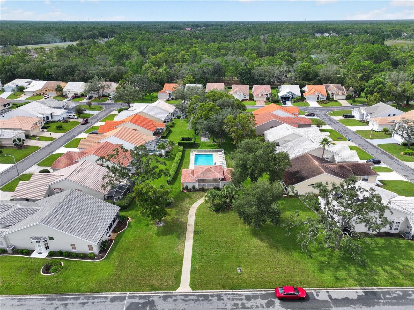 Single Family Residence at 9387 FRENCH QUARTERS CIR, WEEKI WACHEE, photo 46 of 53