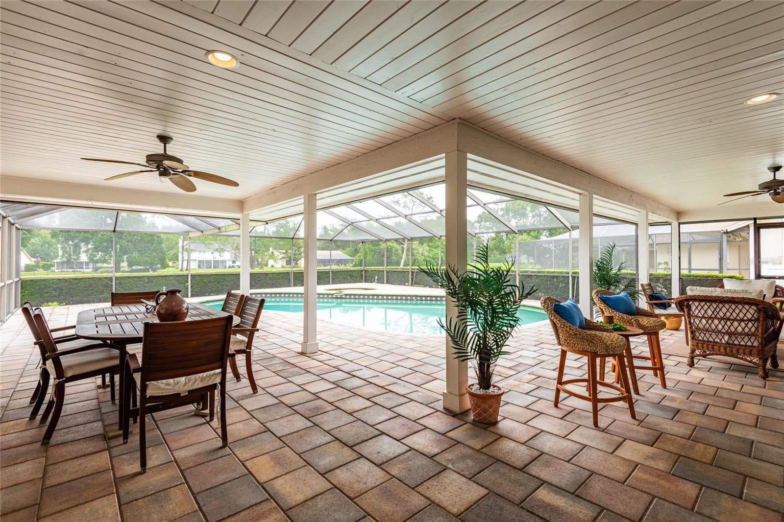 Single Family Residence at 16509 E COURSE DR, TAMPA, photo 42 of 50