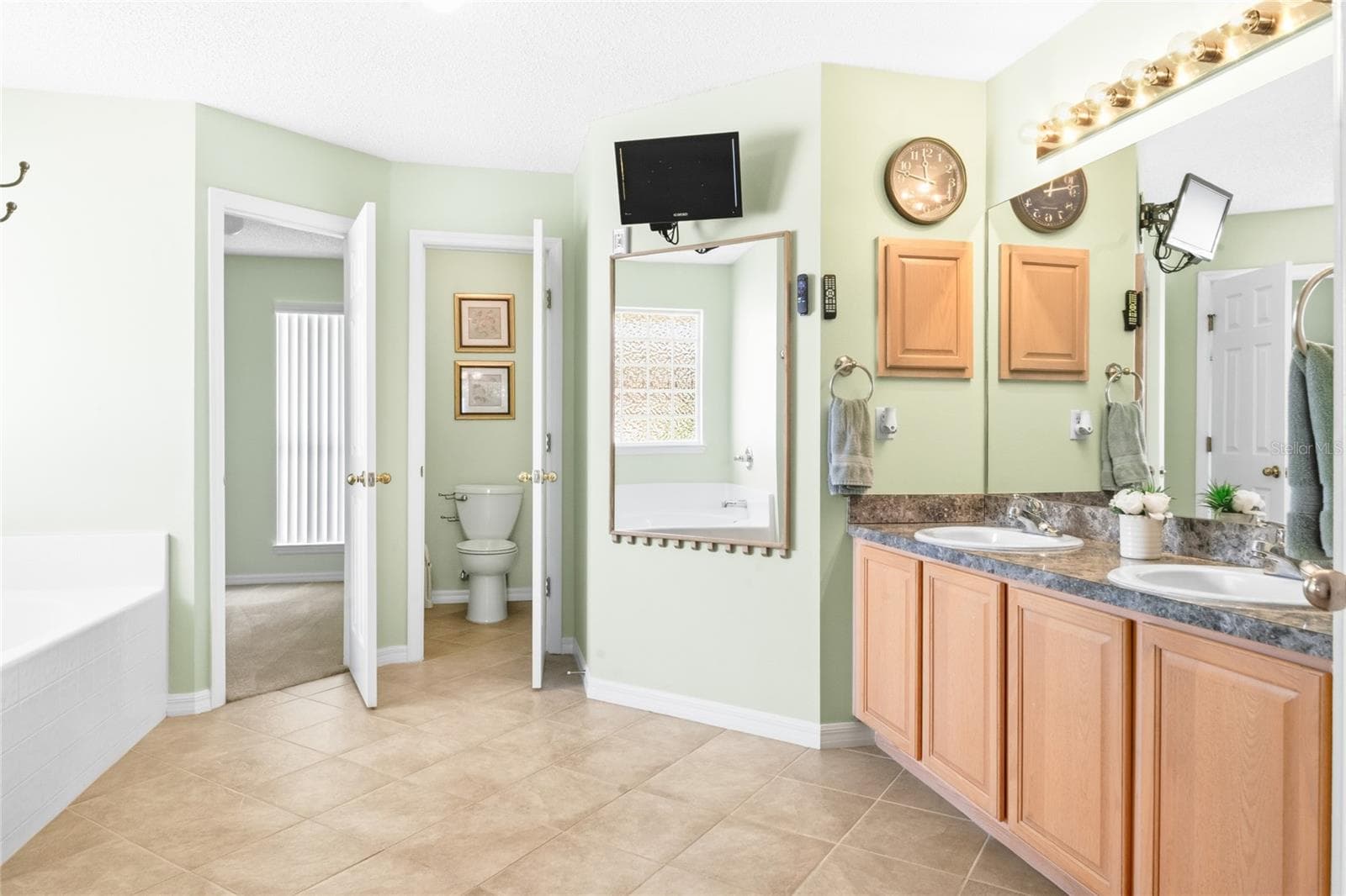 Primary Bathroom - 38 PRINCESS ROSE DR, PALM COAST