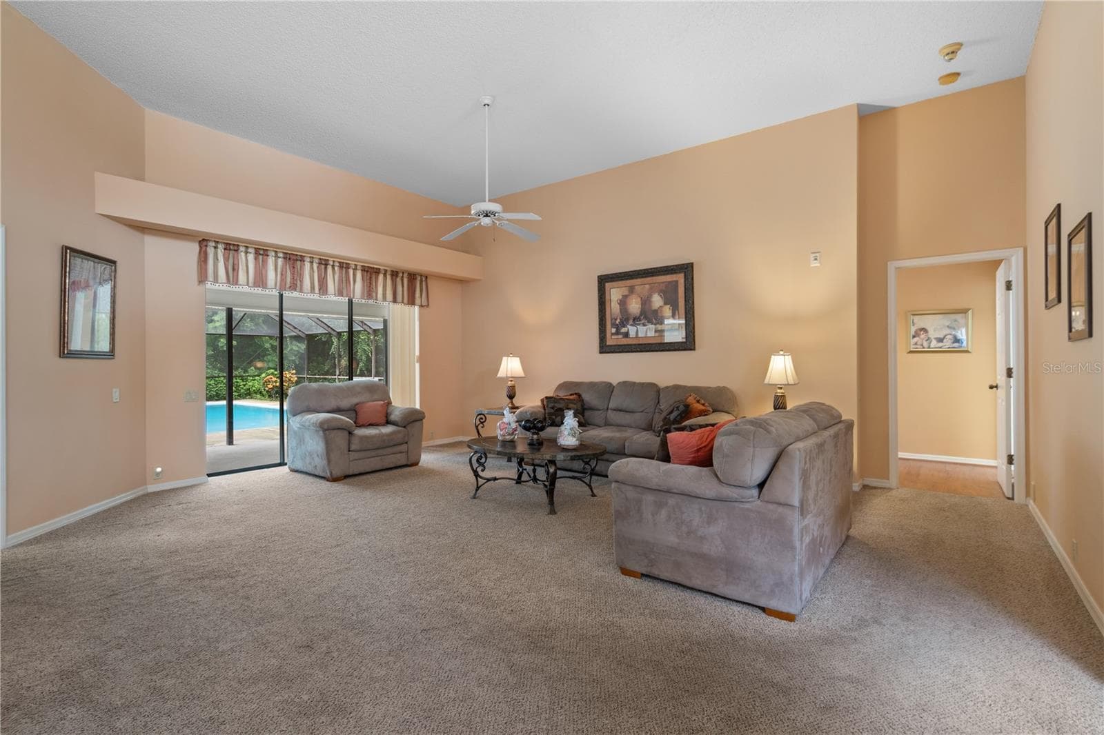 Single Family Residence at 3225 GLENWOOD CIR, HOLIDAY, photo 7 of 60