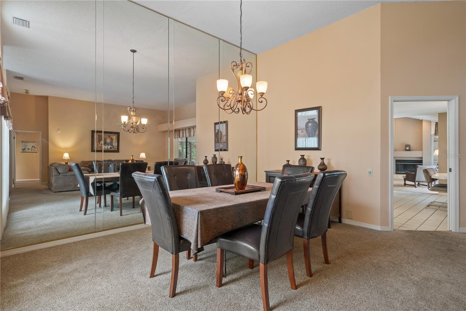 Single Family Residence at 3225 GLENWOOD CIR, HOLIDAY, photo 12 of 60