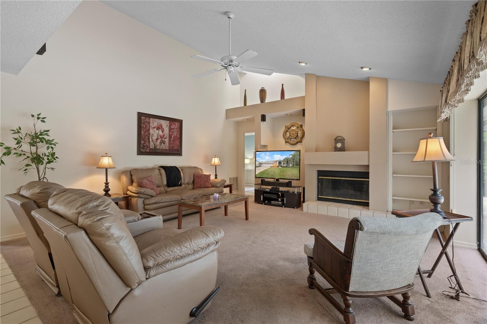 Single Family Residence at 3225 GLENWOOD CIR, HOLIDAY, photo 24 of 60