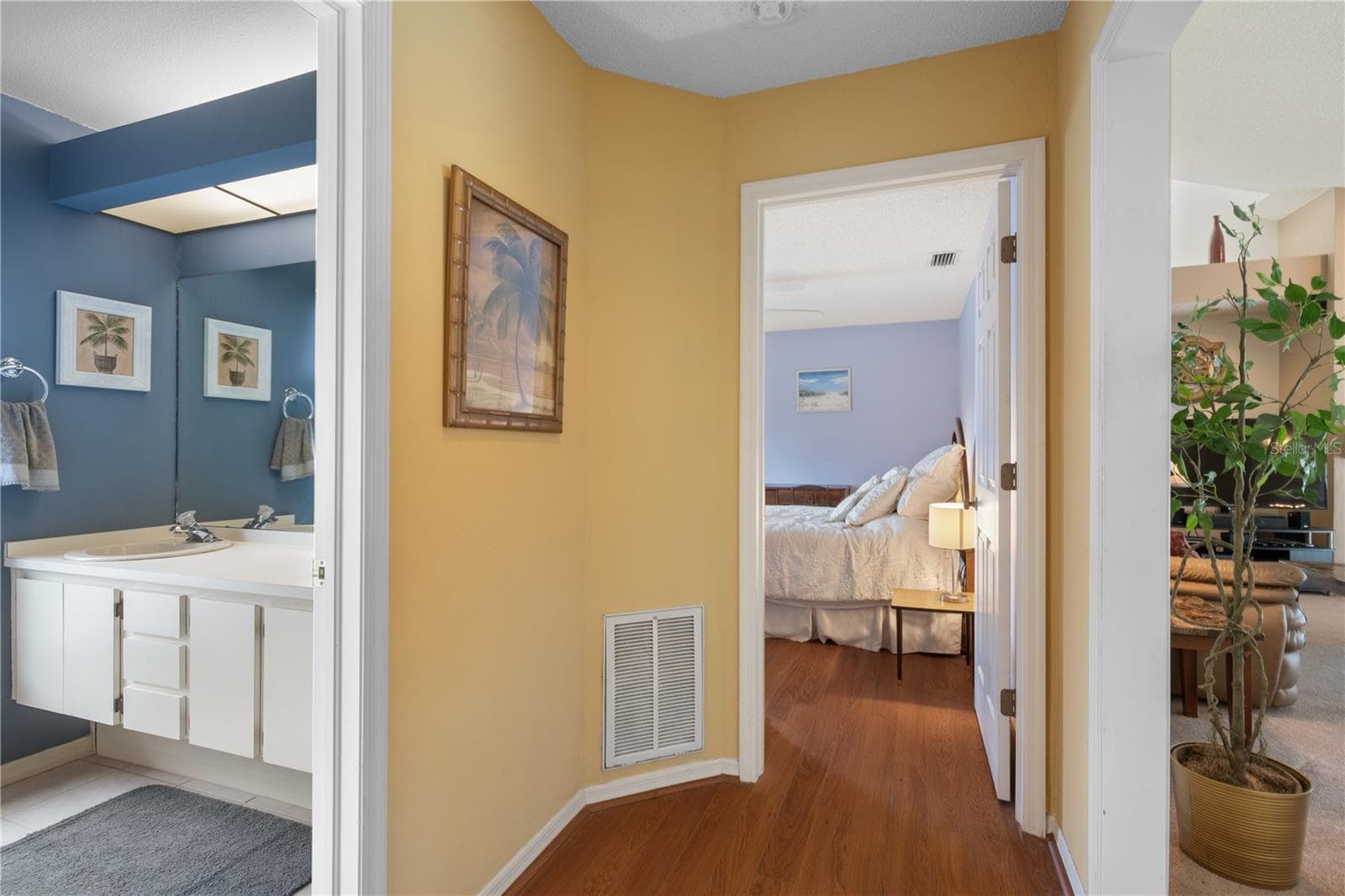 Single Family Residence at 3225 GLENWOOD CIR, HOLIDAY, photo 40 of 60