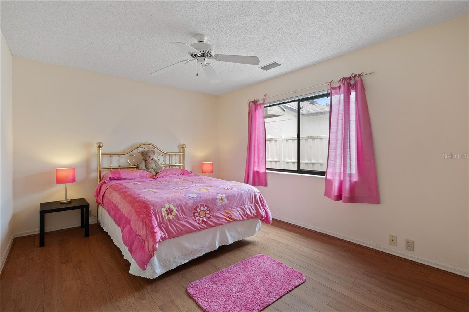 Single Family Residence at 3225 GLENWOOD CIR, HOLIDAY, photo 47 of 60