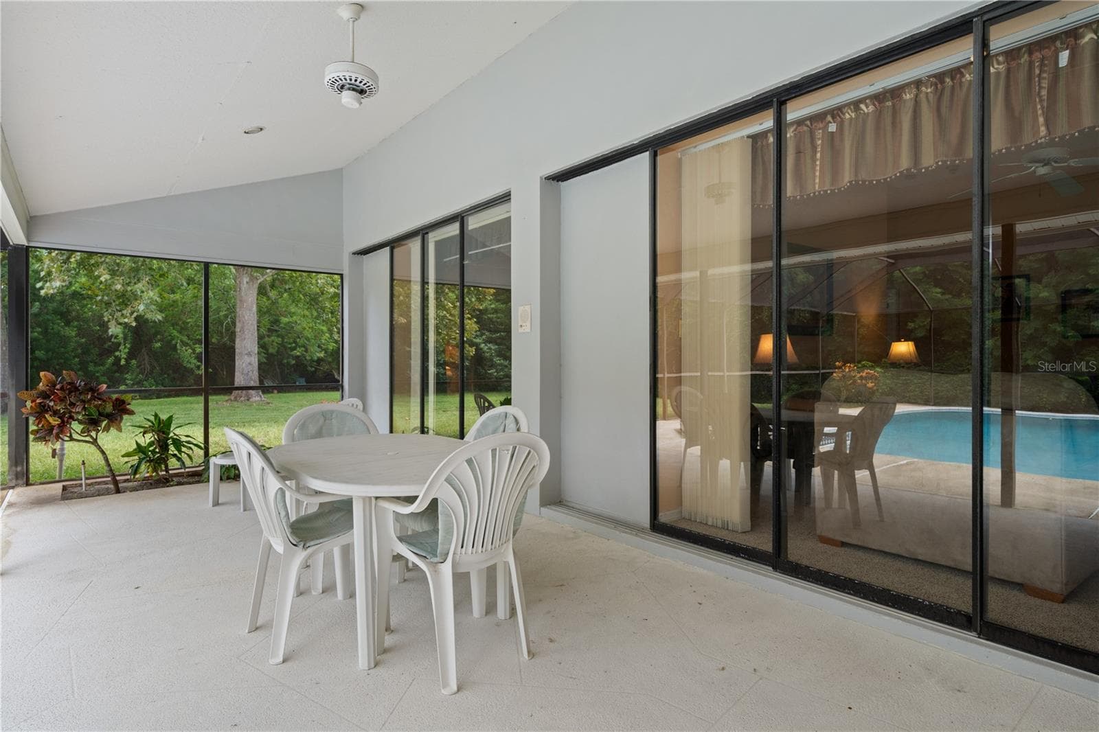 Single Family Residence at 3225 GLENWOOD CIR, HOLIDAY, photo 53 of 60