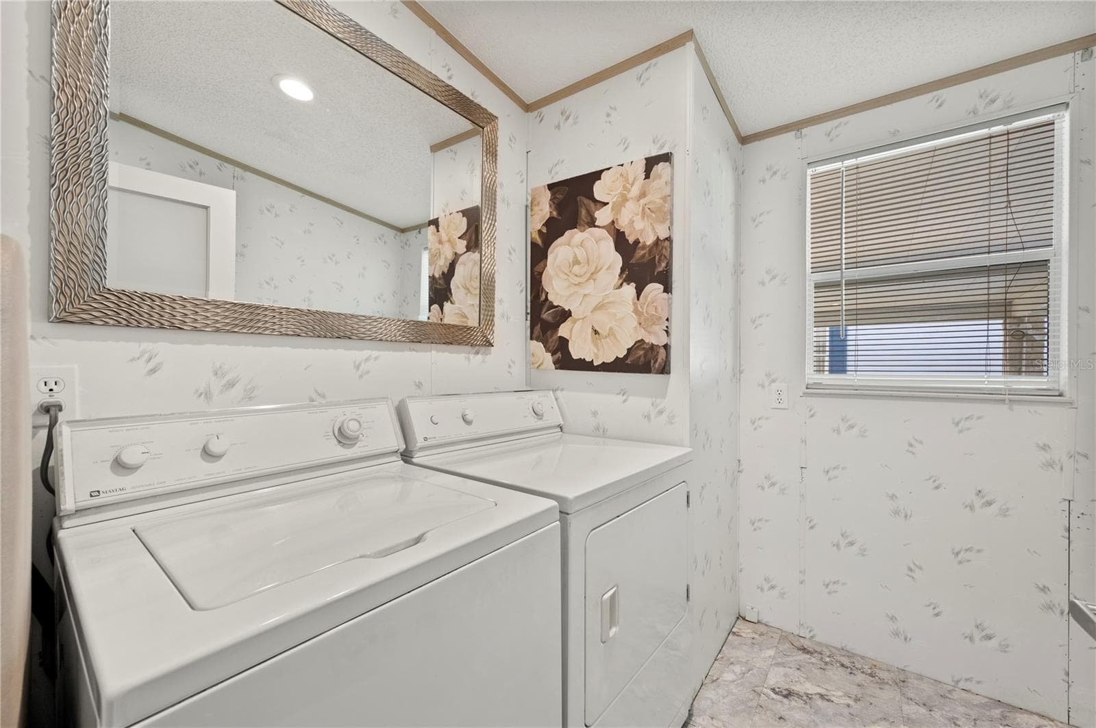 Laundry - 39 EMDEN CIR, PUNTA GORDA