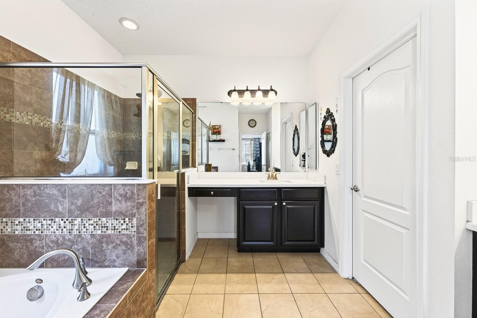 Single Family Residence at 12834 BOGGY VIEW DR, ORLANDO, photo 17 of 55