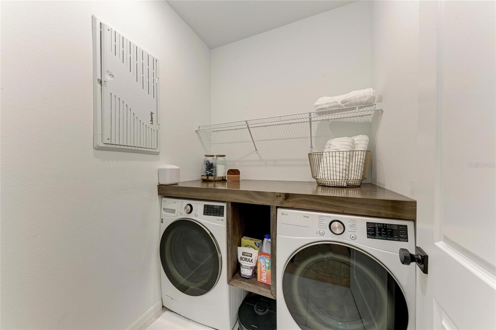 Laundry - 3129 61ST TER E, ELLENTON