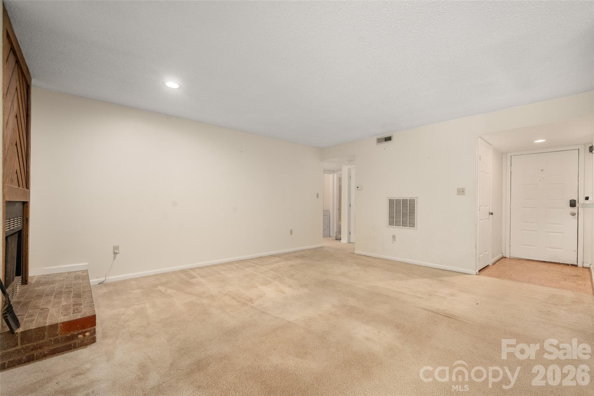 Condominium at 7203 Winery Lane, Charlotte, photo 7 of 38