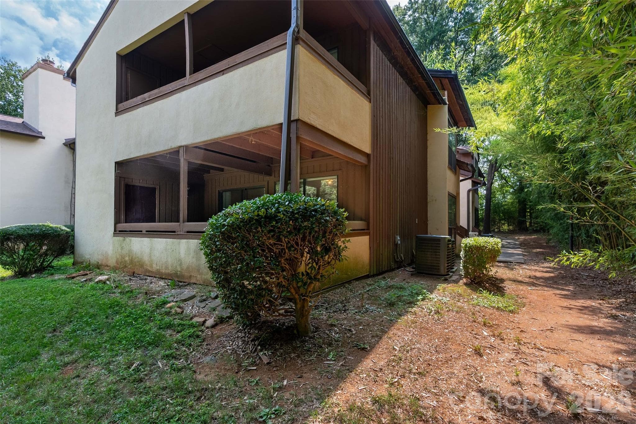 Condominium at 7203 Winery Lane, Charlotte, photo 34 of 38