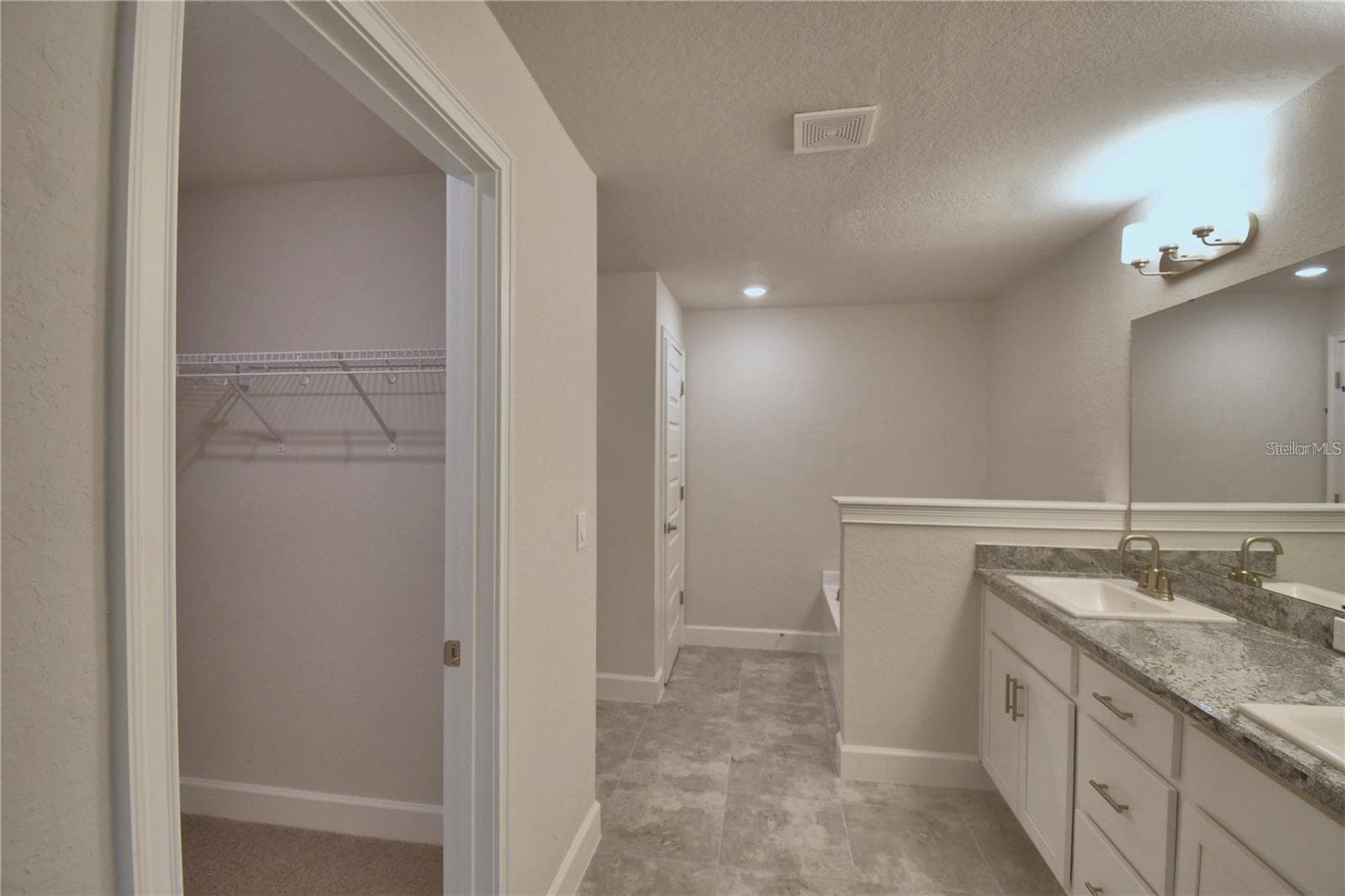 Photos are of a finished 2200 example. Colors and finishes may vary. Not actual home. - 3644 LINDBERGH ST, LAKELAND