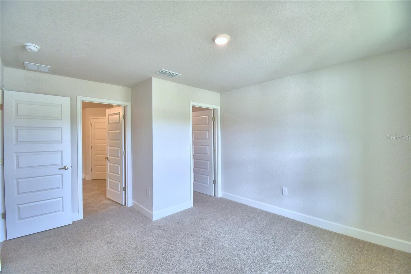 Photos are of a finished 2200 example. Colors and finishes may vary. Not actual home. - 3644 LINDBERGH ST, LAKELAND