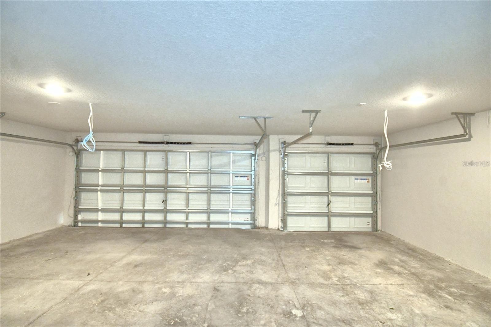 Photos are of a finished 2200 example. Colors and finishes may vary. Not actual home. - 3644 LINDBERGH ST, LAKELAND