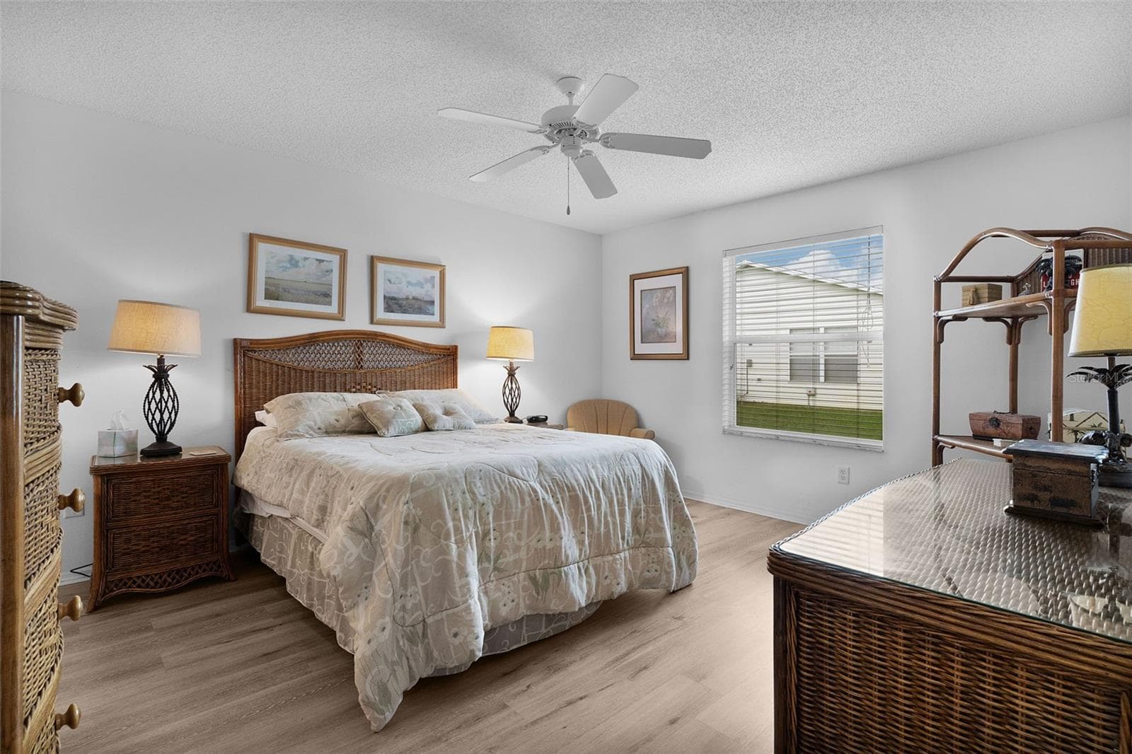 Villa at 17362 SE 78TH HARMONY CIR, THE VILLAGES, photo 19 of 36