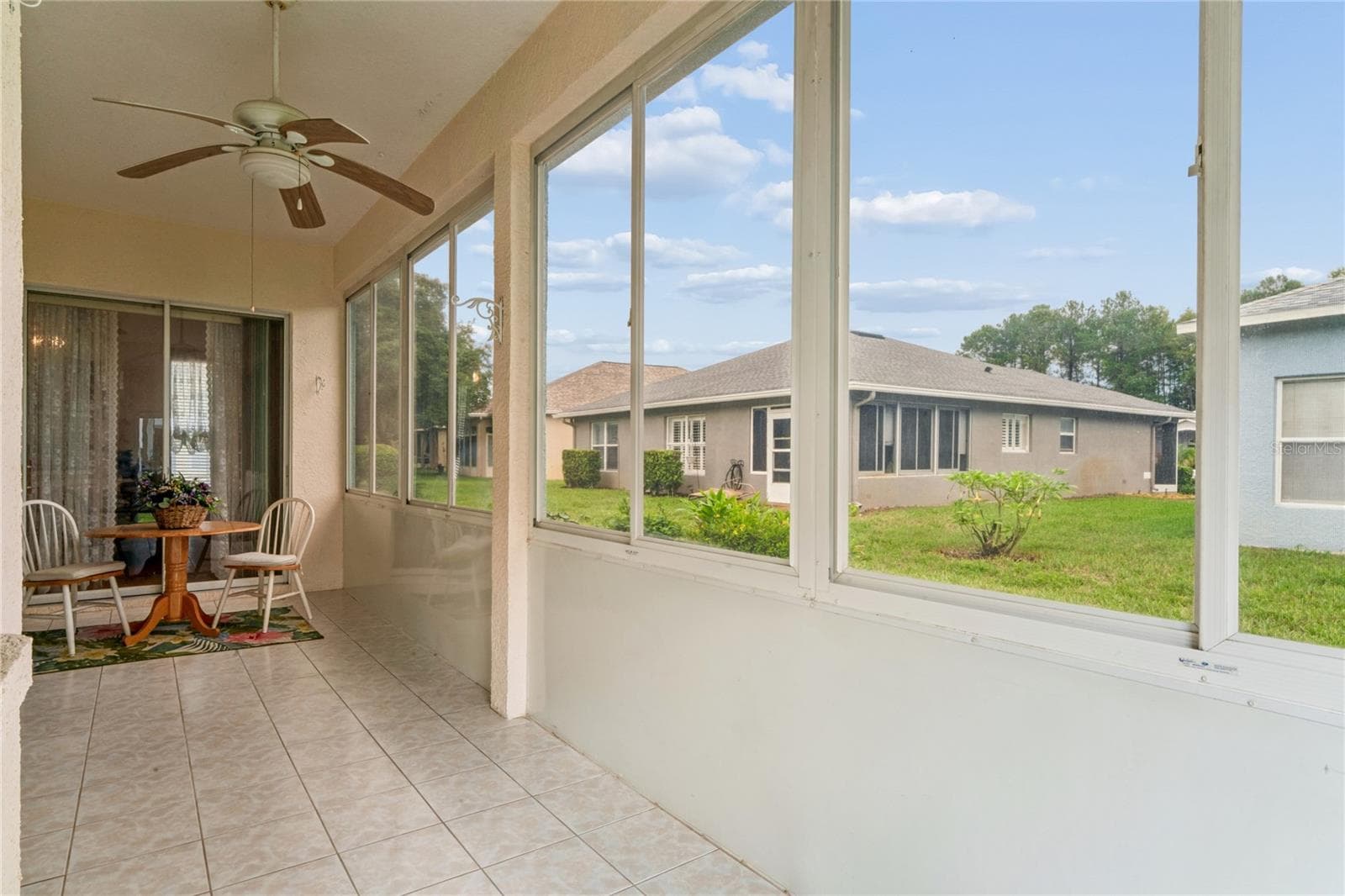 LARGE LANAI IS SCREENED AND READY FOR YOUR GRILL - SUMMERTREE PRCL 03A PH 02, NEW PORT RICHEY