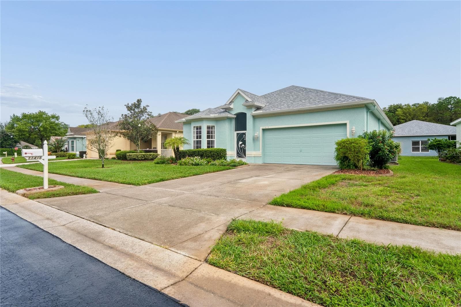 HOME SITS BACK FROM THE ROAD - SUMMERTREE PRCL 03A PH 02, NEW PORT RICHEY