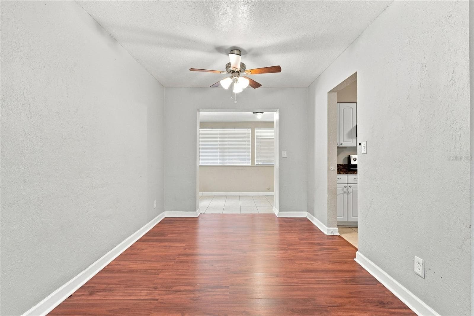 Single Family Residence at 3519 CALUMET DR, ORLANDO, photo 5 of 32