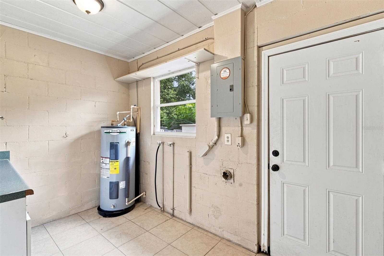 Single Family Residence at 3519 CALUMET DR, ORLANDO, photo 17 of 32