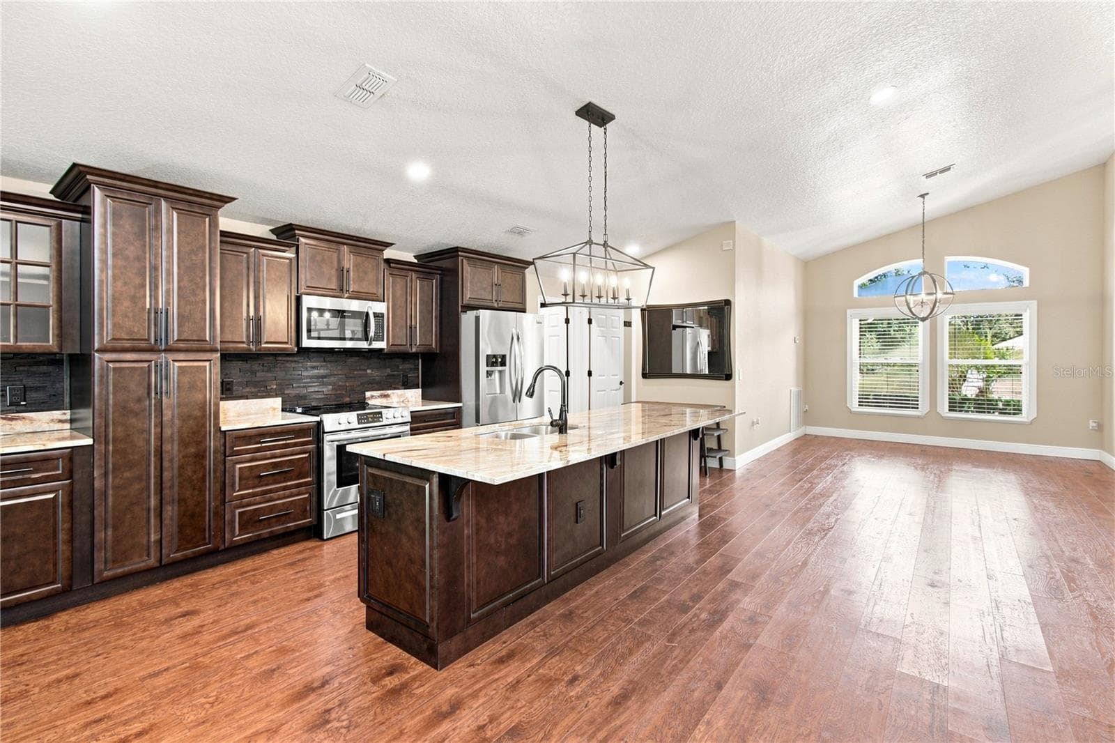 Single Family Residence at 16140 DENHAM CT, CLERMONT, photo 14 of 68
