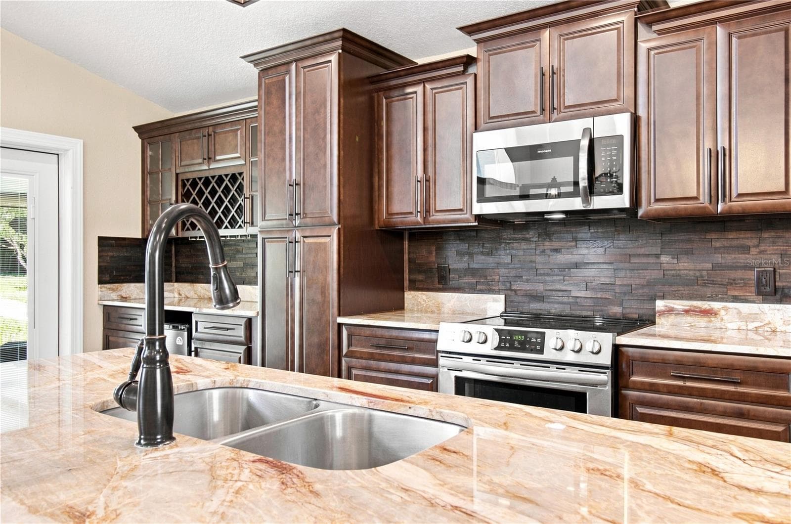 Single Family Residence at 16140 DENHAM CT, CLERMONT, photo 19 of 68