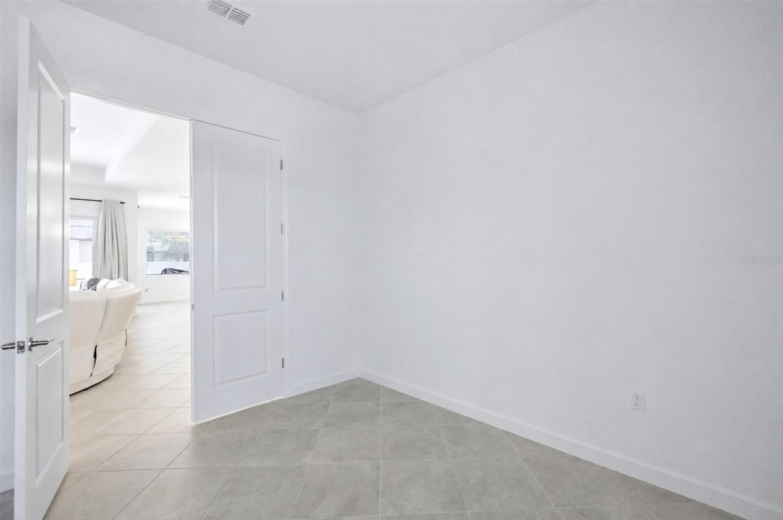 Single Family Residence at 14291 BARBAROSSA LN, PORT CHARLOTTE, photo 19 of 41