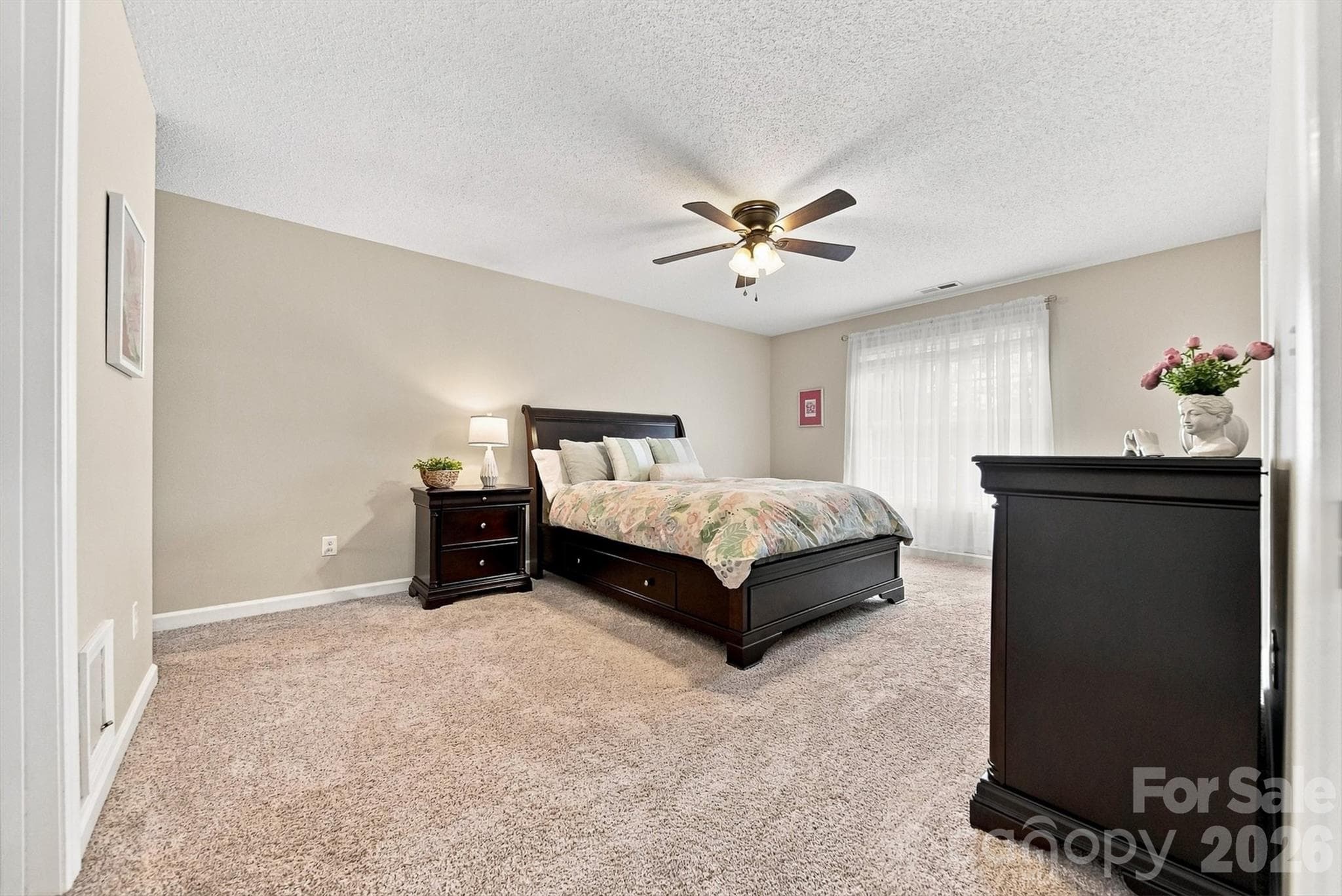 Single Family Residence at 6011 Dockside Drive, Hickory, photo 20 of 48