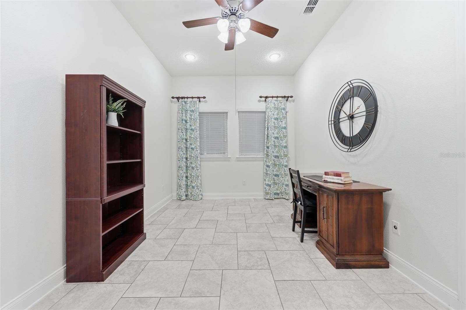 Single Family Residence at 16716 ABBEY HILL CT, CLERMONT, photo 65 of 91
